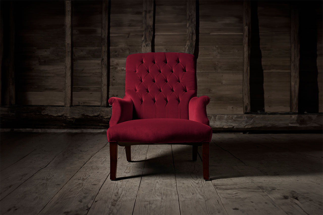 Silla William Spooner de terciopelo rojo rubí