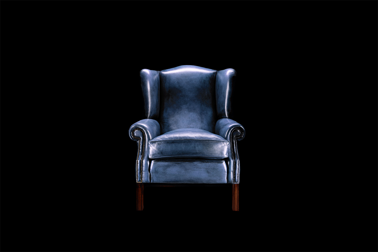 Sillón Henry Thoreau de cuero azul teñido a mano