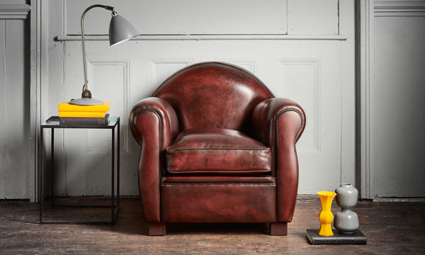 Club Leather Sofas