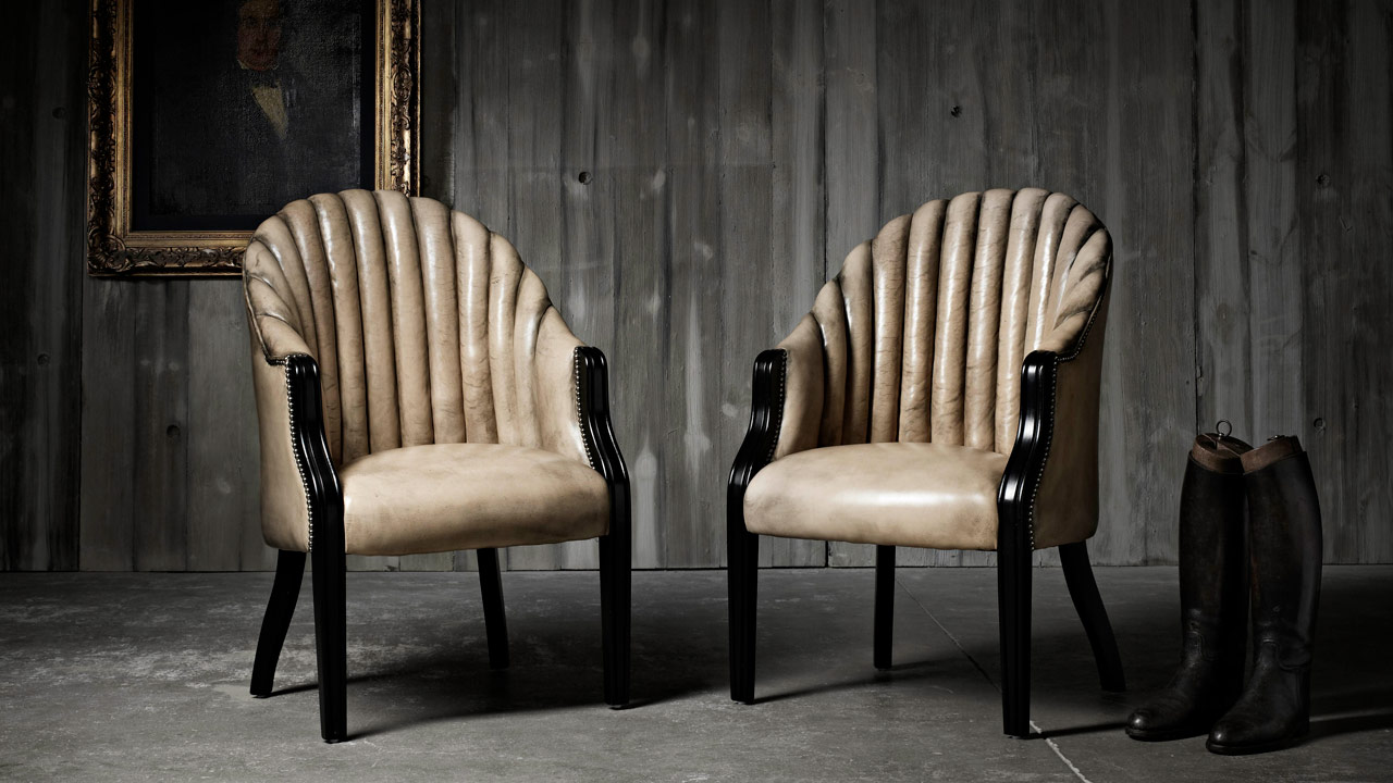 Belvedere Fauteuil en cuir Monochrome teint à la main
