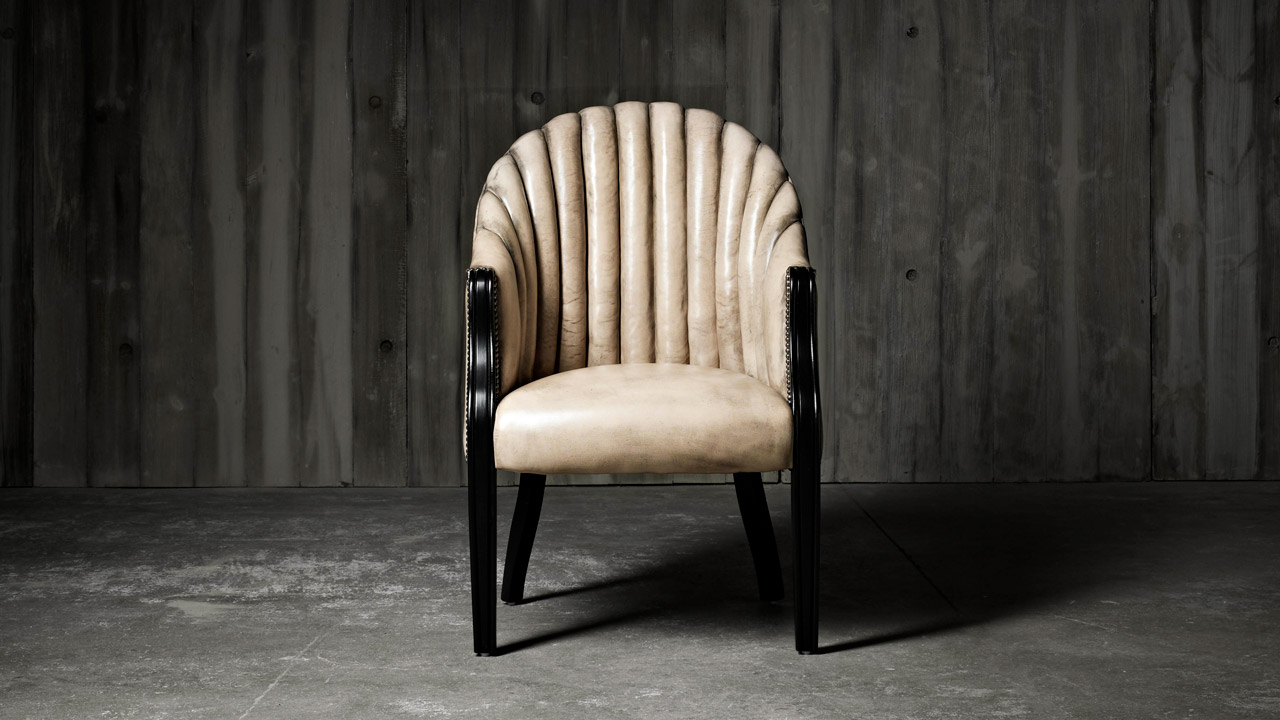 Belvedere Fauteuil en cuir Monochrome teint à la main