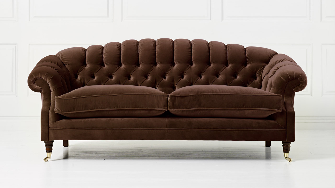 Canapé Chesterfield en velours Bradwell