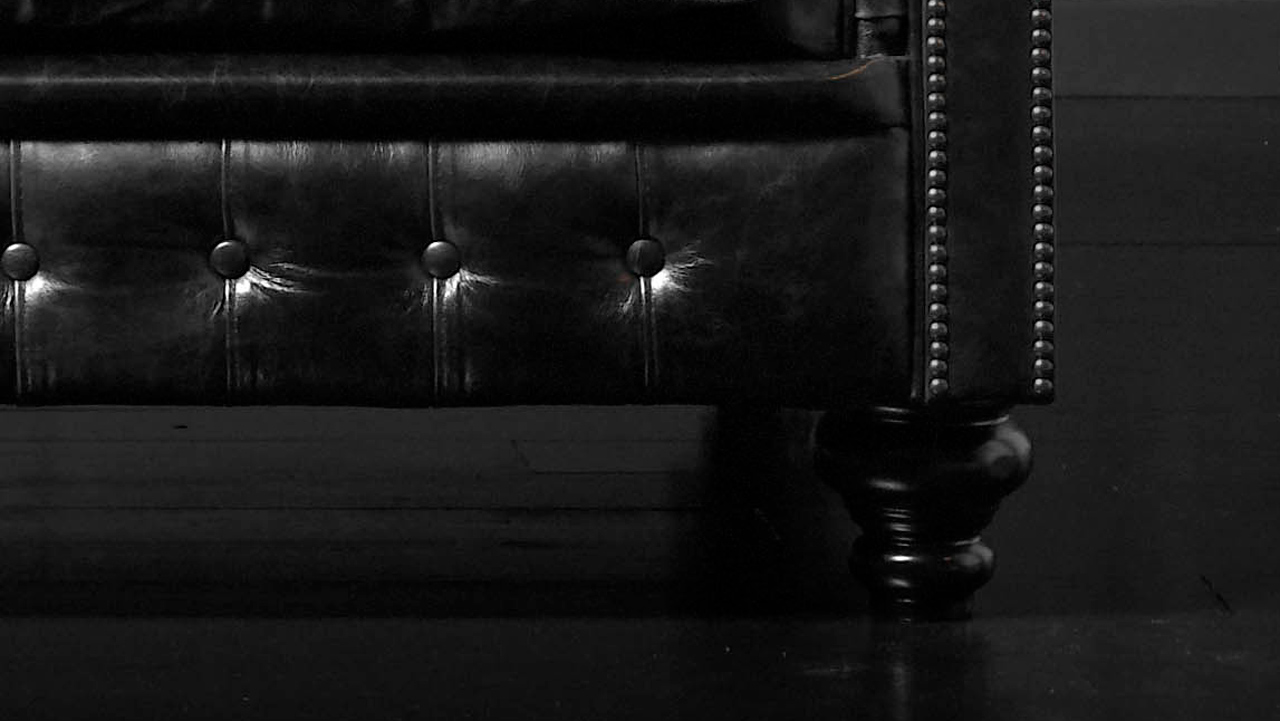 Cromwell Chesterfield-Sofa in Schwarz