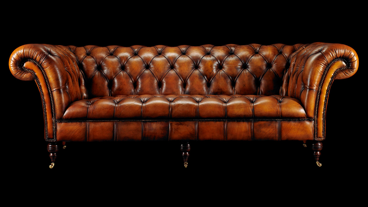 Sofá Chesterfield Philip Stanhope coloreado a mano