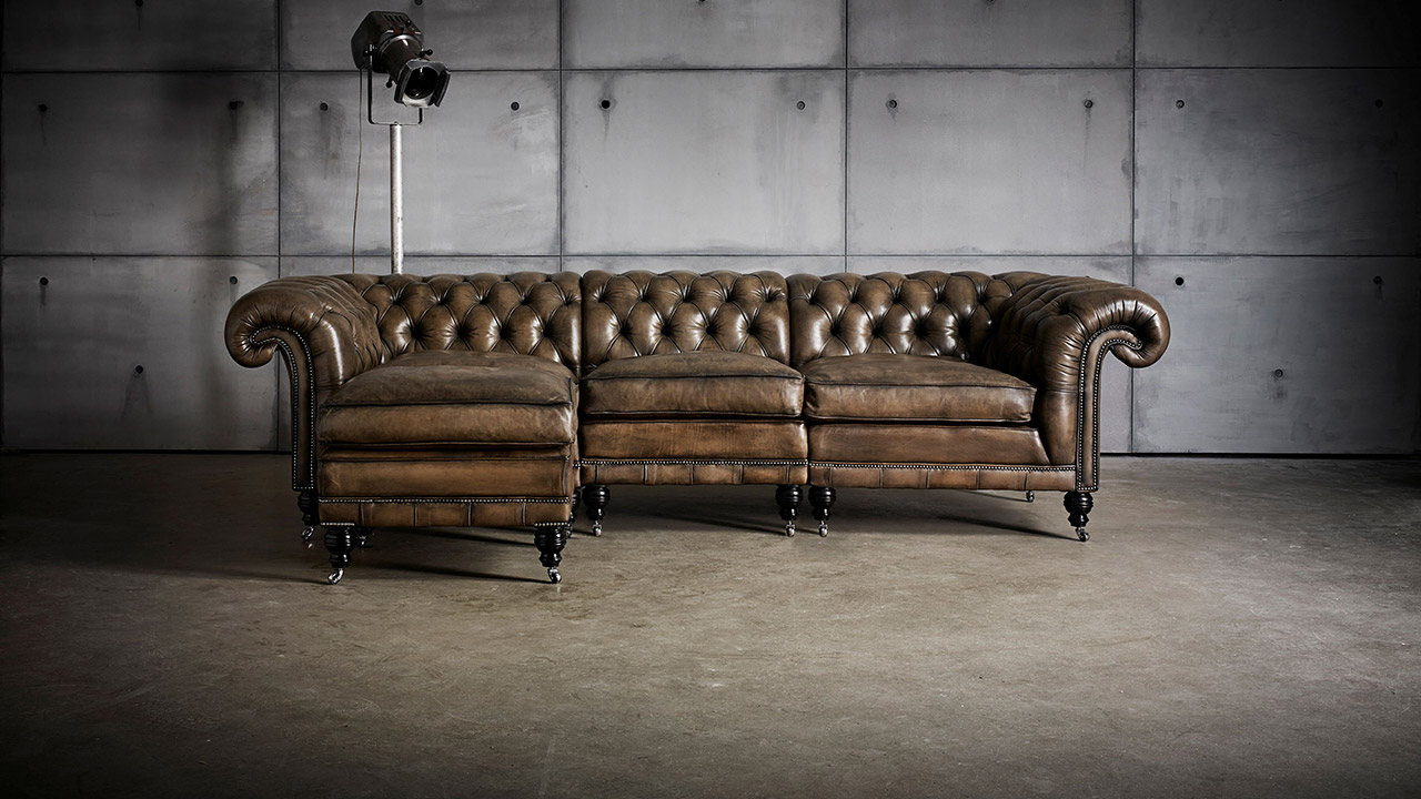 Samuel Jackson Modulares Chesterfield-Ecksofa