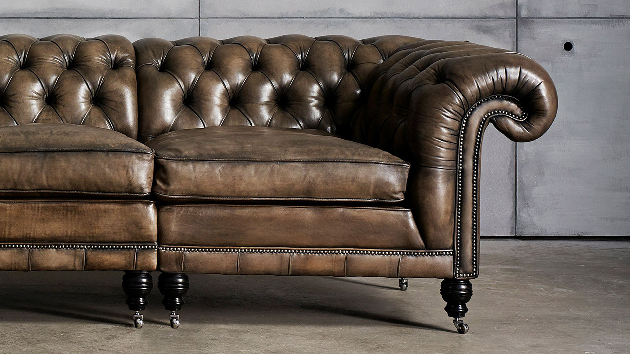 Samuel Jackson Modulares Chesterfield-Ecksofa