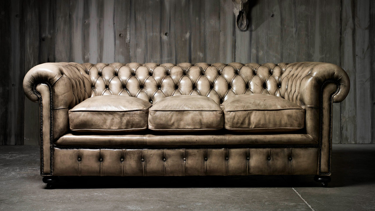 William Blake sofá Chesterfield de cuero