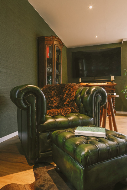 Hamilton  leather Chesterfield chair in green