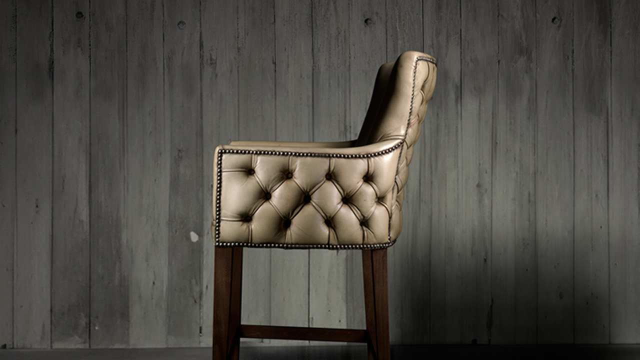 taburete de bar en piel Bone
