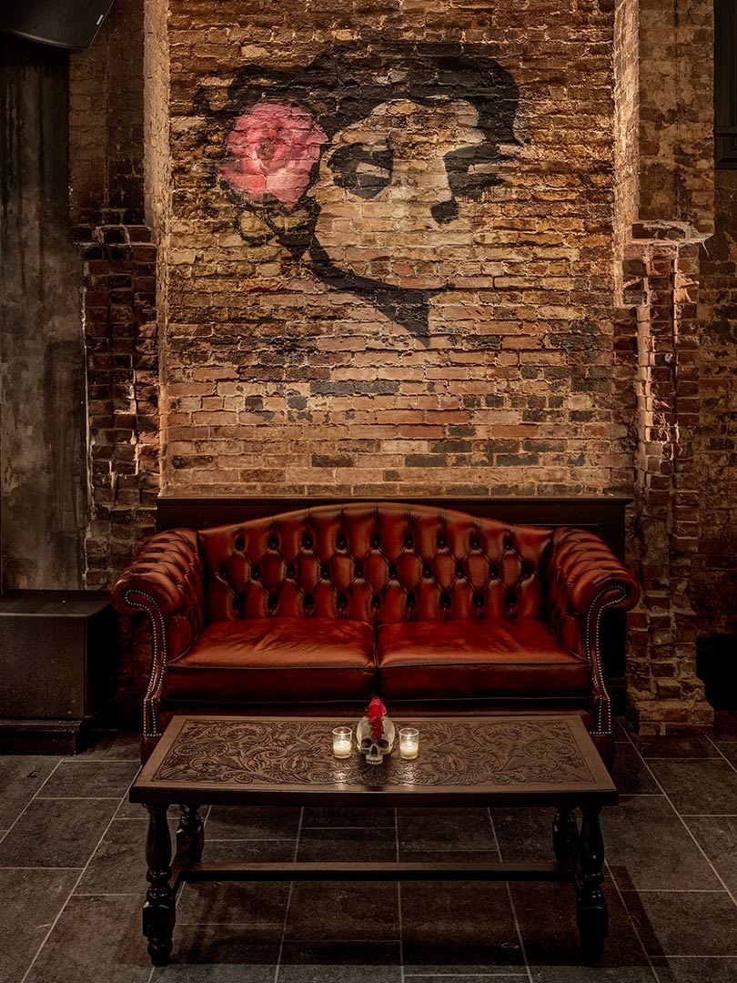 lolita chesterfield sofa